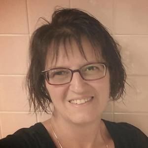 Meet your Posher, Stacy